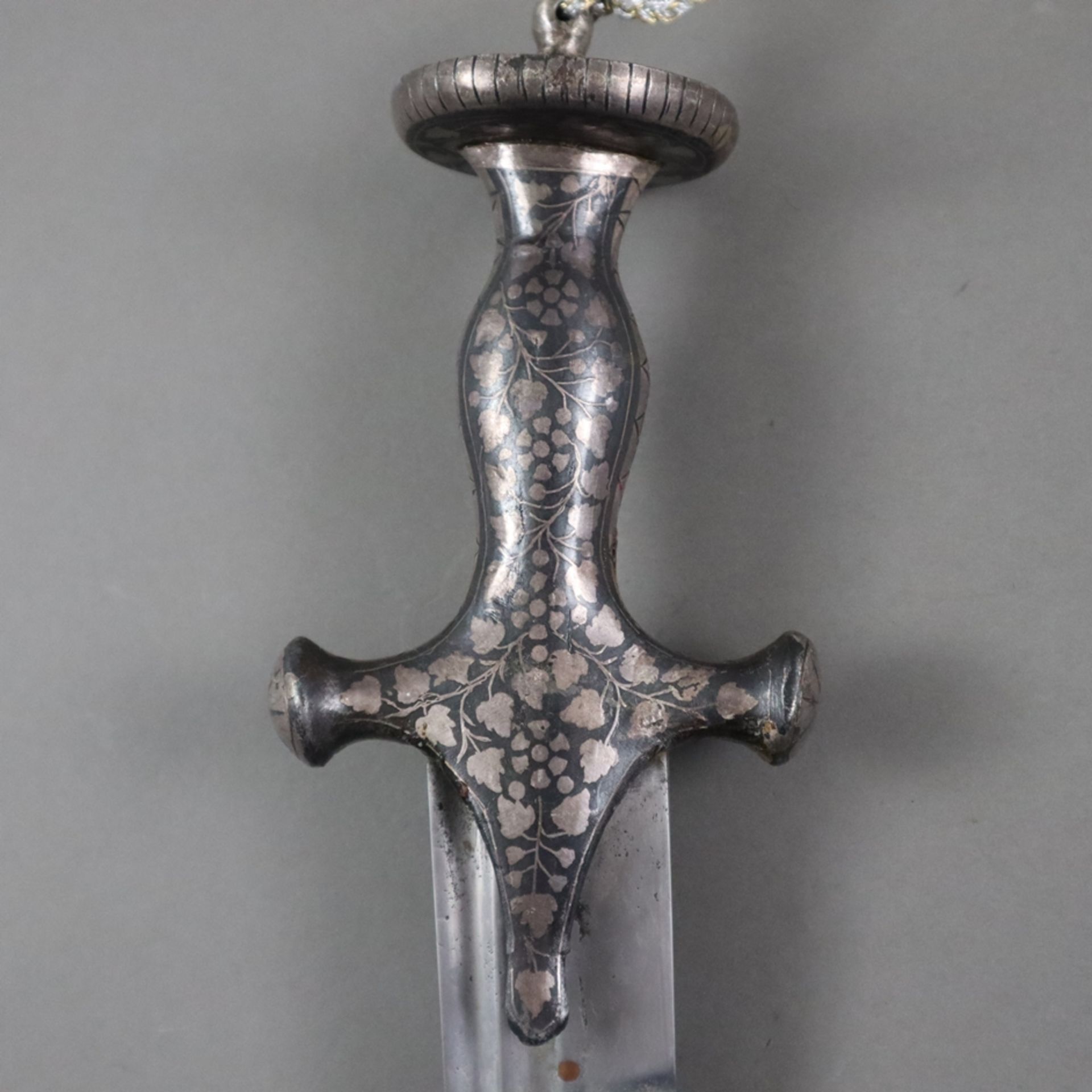 Talwar - Indien, 19.Jh., breite Klinge aus Damaszener Stahl, gerillte Rückenklinge mit zweischneidi - Bild 2 aus 8