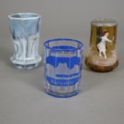 Konvolut antikes Glas - 19. Jh., 3-tlg.: 1x Ranftbecher aus Lithyalinglas, H. ca. 11 cm, restaurier