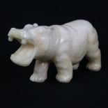 Tierplastik Nilpferd - Alabaster, vollplastische naturalistische Darstellung eines brüllenden Nilpf