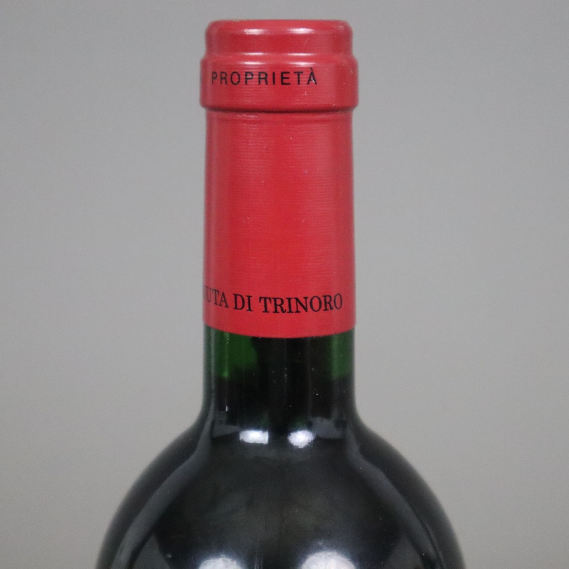 Wein - 2004 Tenuta di Trinoro Toscana IGT, Tuscany, Italy, Füllstand: Into Neck, 75 cl - Bild 2 aus 7