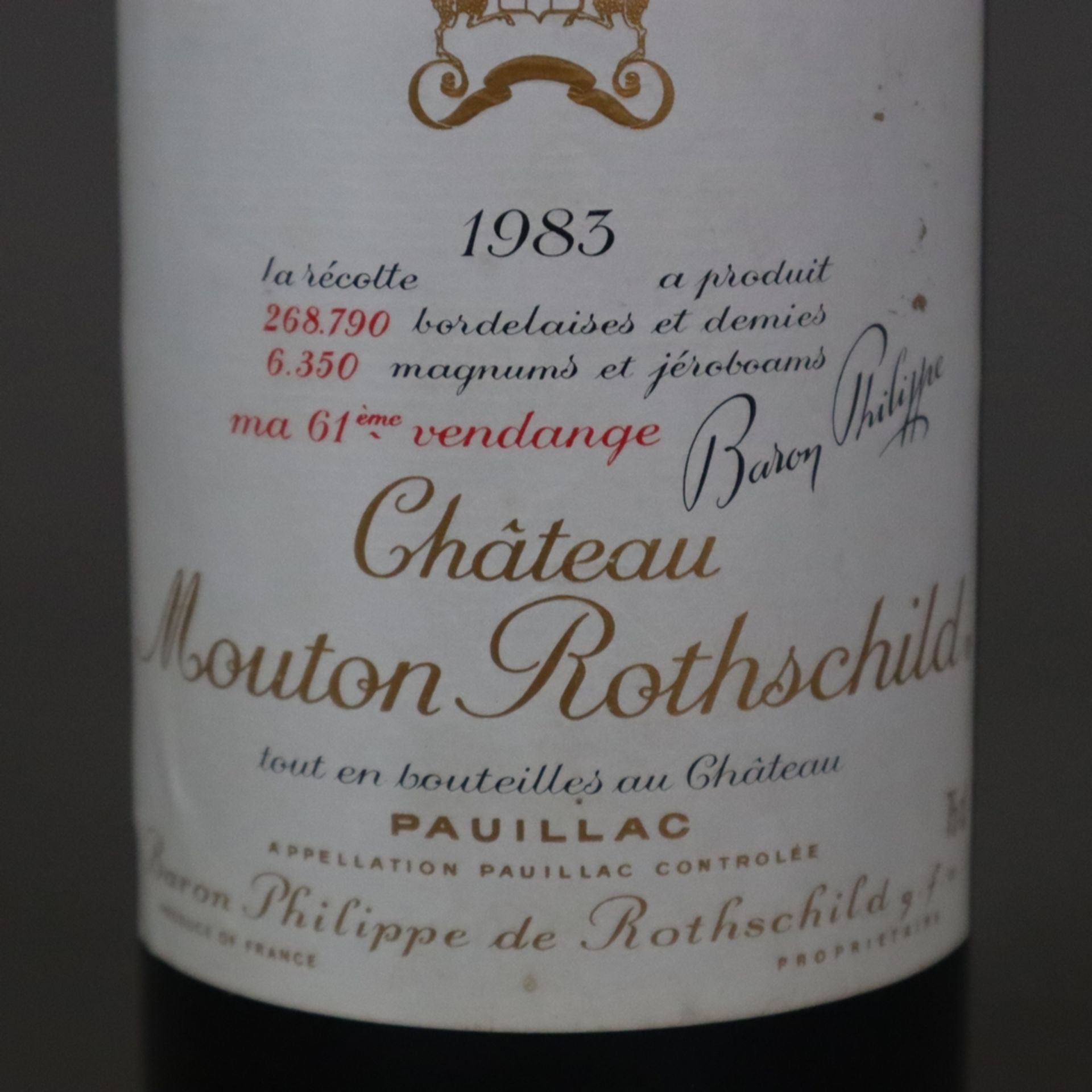 Wein - 1983 Château Mouton Rothschild, Pauillac, France, 75 cl., Füllstand: Upper Mid Shoulder, Eti - Bild 6 aus 8