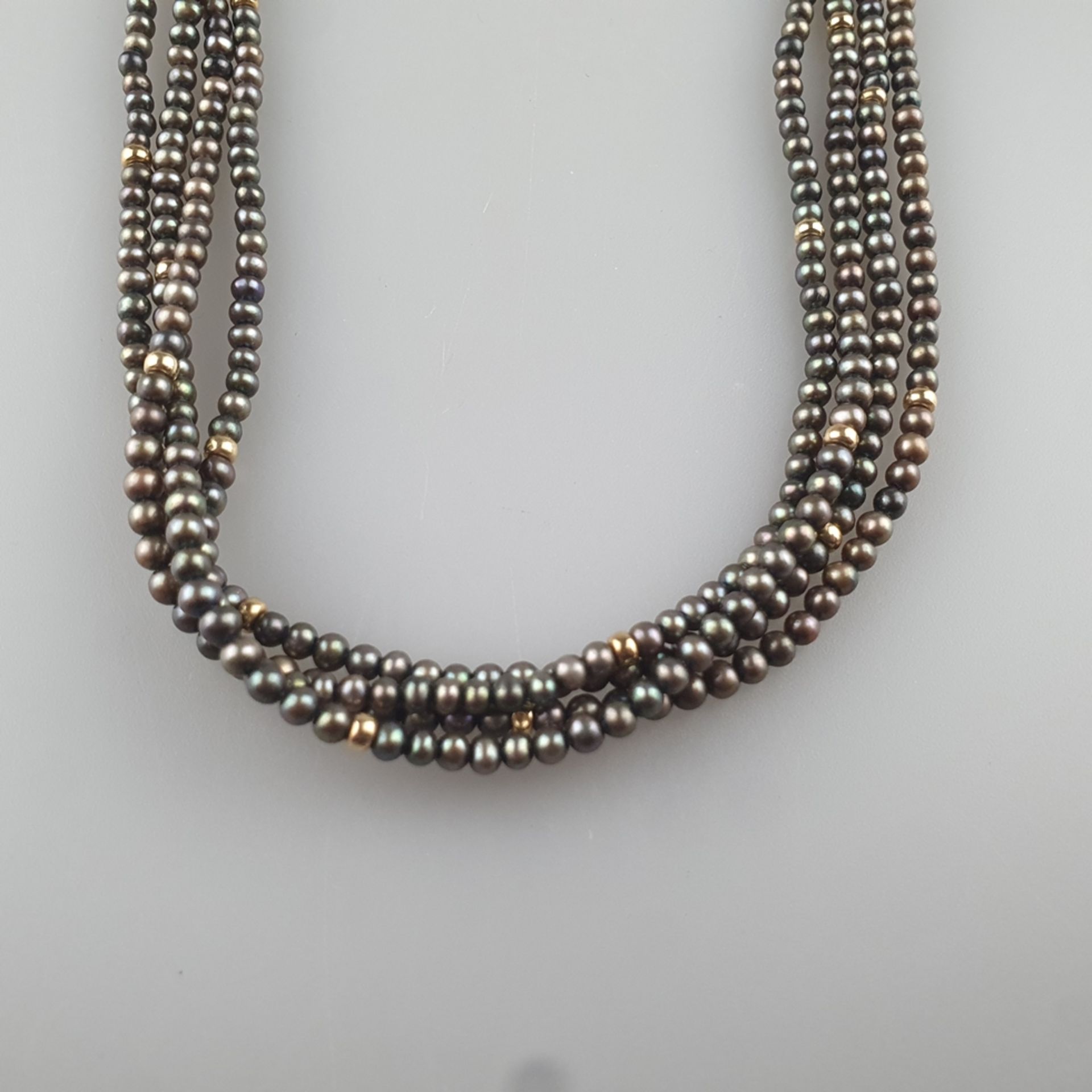 Perlencollier mit Goldschließe - viersträngig, dunkle Perlen von ca. 3 mm Dm., alternierend mit gol - Bild 2 aus 4