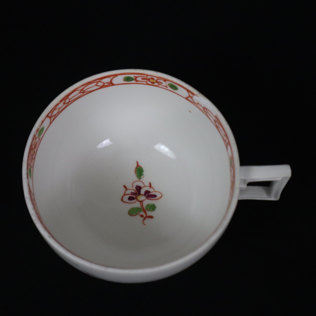 Teetasse mit Untertasse - Meissen, um 1780/90, Porzellan, polychrome Malerei mit Kakiemon-Dekor mit - Image 2 of 8