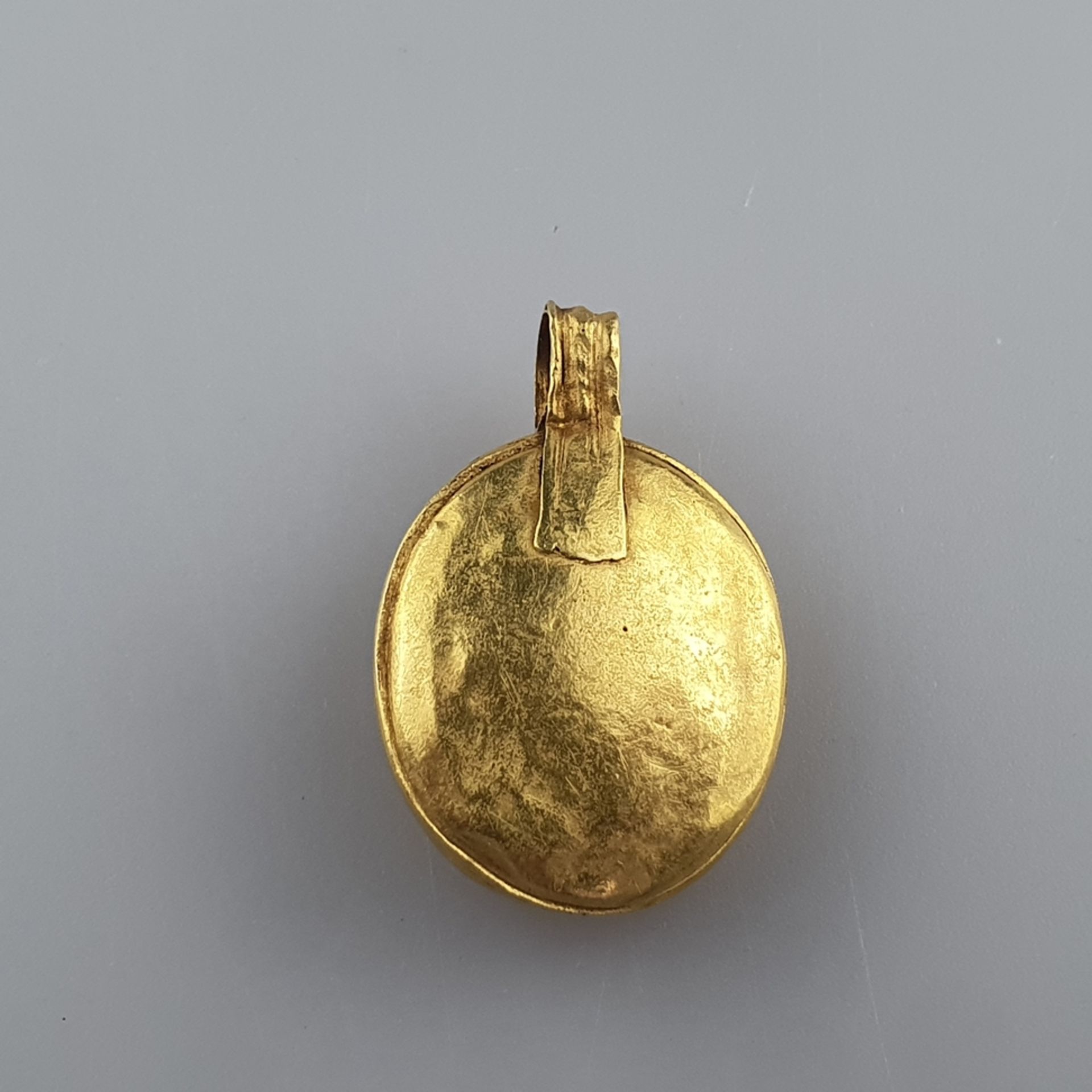 Goldanhänger mit Achatgemme-- Goldfassung aus Gelbgold 750/000 (18K), geprüft, ovale Achatkamee mit - Bild 5 aus 5