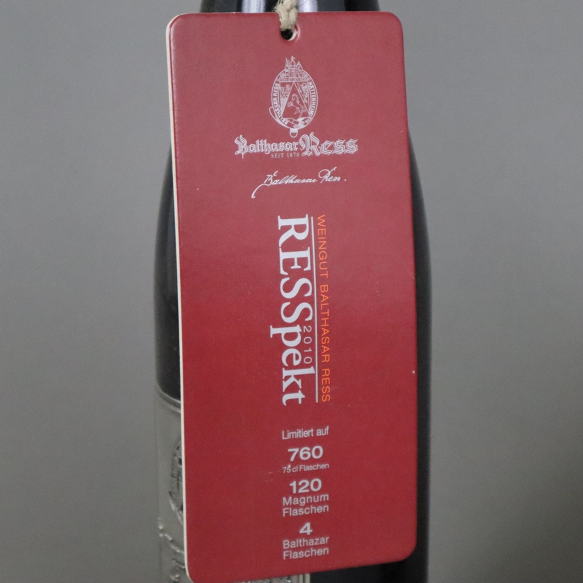 Wein - 2 Flaschen 2010 „RESSpekt“ Rheingau Riesling, je 0,75 l, Füllstand: High Fill, Flasche 537/7 - Bild 4 aus 6