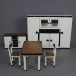 Puppen-Küchenmobiliar - um 1930/40, Holz/Pressspan, weiß und schwarz bemalt, 1x Küchenschrank
