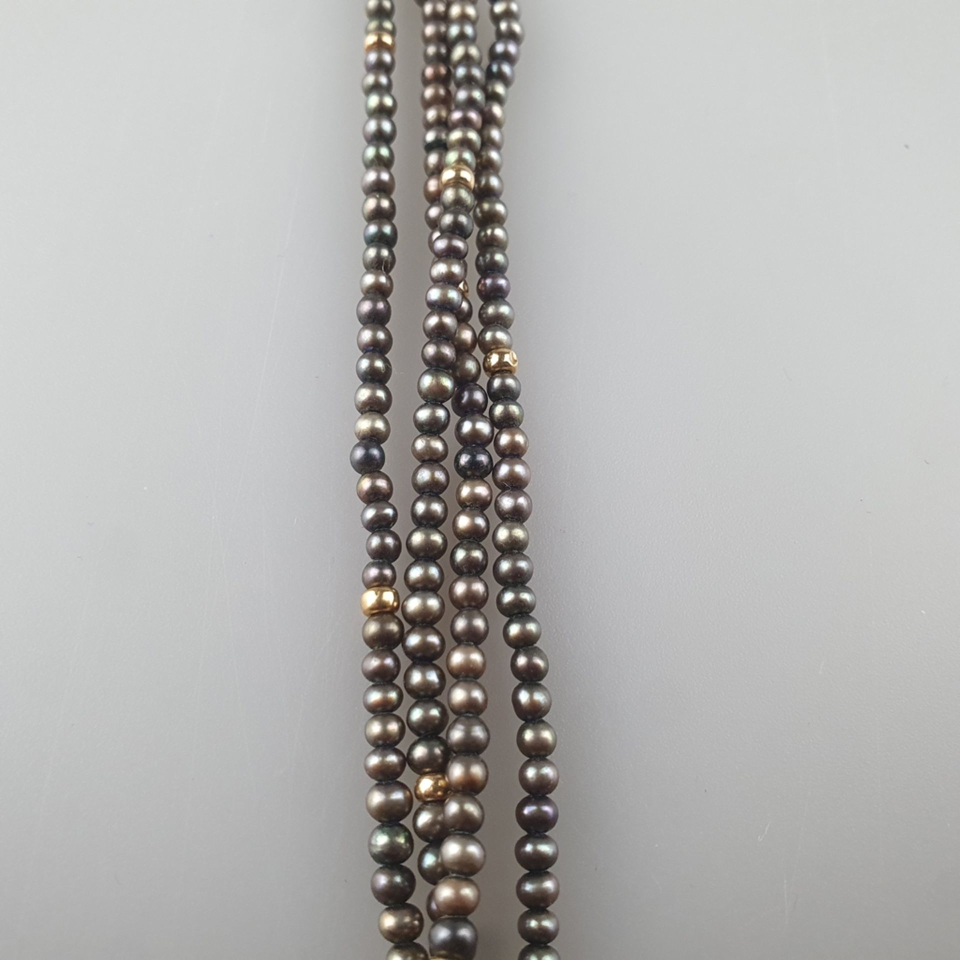 Perlencollier mit Goldschließe - viersträngig, dunkle Perlen von ca. 3 mm Dm., alternierend mit gol - Bild 3 aus 4