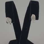 Ein Paar elegante Luxus-Ohrstecker mit großen Diamanten - Weißgold 750/000, Ohrstecker + Sicherunge