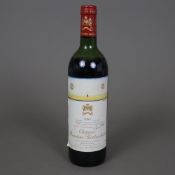 Wein - 1983 Château Mouton Rothschild, Pauillac, France, 75 cl., Füllstand: Lower Mid Shoulder, Eti