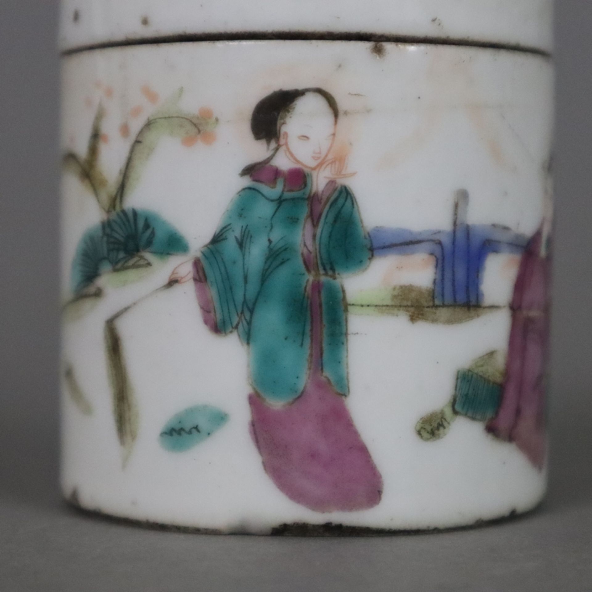 Deckeldose - China, späte Qing-Dynastie, Porzellan, zylindrischer Korpus mit Stülpdeckel, auf der A - Bild 3 aus 7