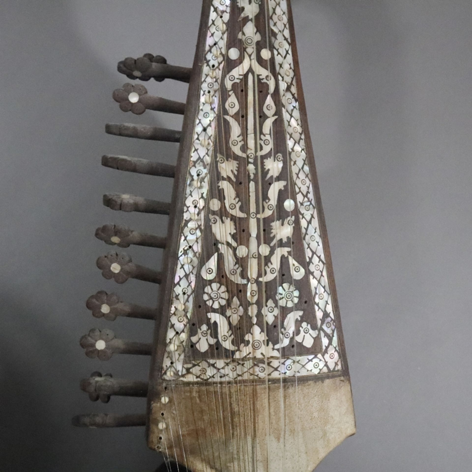 Afghanische Schalenhalslaute - sog. Rubab, traditionelles Saiteninstrument, taillierter bauchiger H - Image 7 of 10