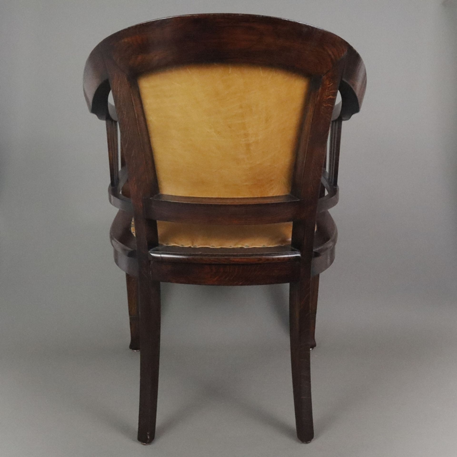 Jugendstil-Armlehnstuhl - um 1910, Holz, dunkel gebeizt, halbrunder Armlehnstuhl mit Vierkantbeinen - Bild 11 aus 12