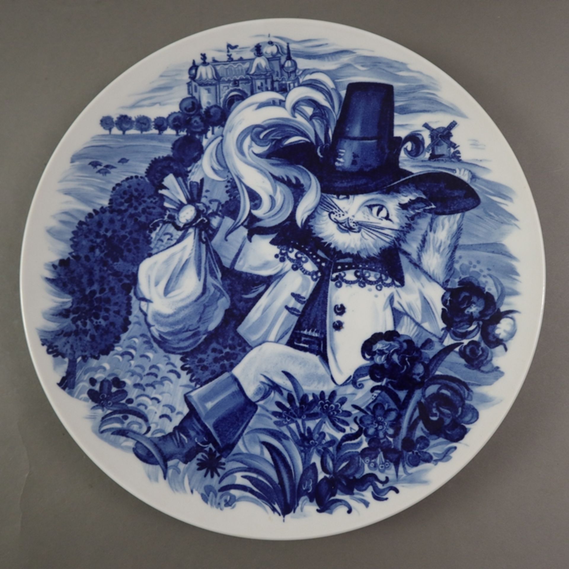 Fünf Jahresteller mit Märchenmotiven - Meissen, 20. Jh., Dekor in blauem Aquatintadruck, überwiegen - Bild 5 aus 7