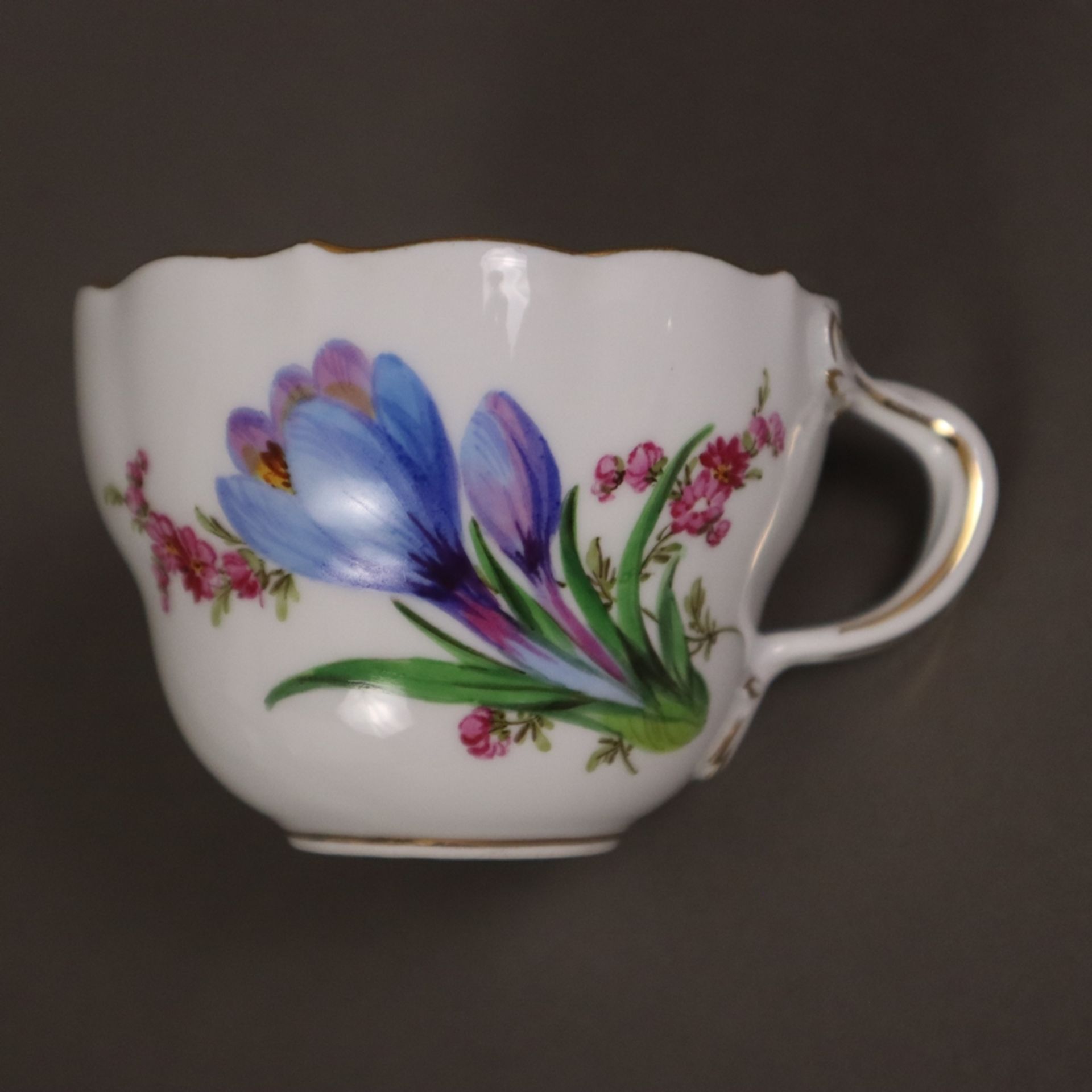 Kaffeeservice für 14 Personen - Meissen, Porzellan, polychrome Blumenmalerei, drei mit Insektenmale - Image 8 of 14