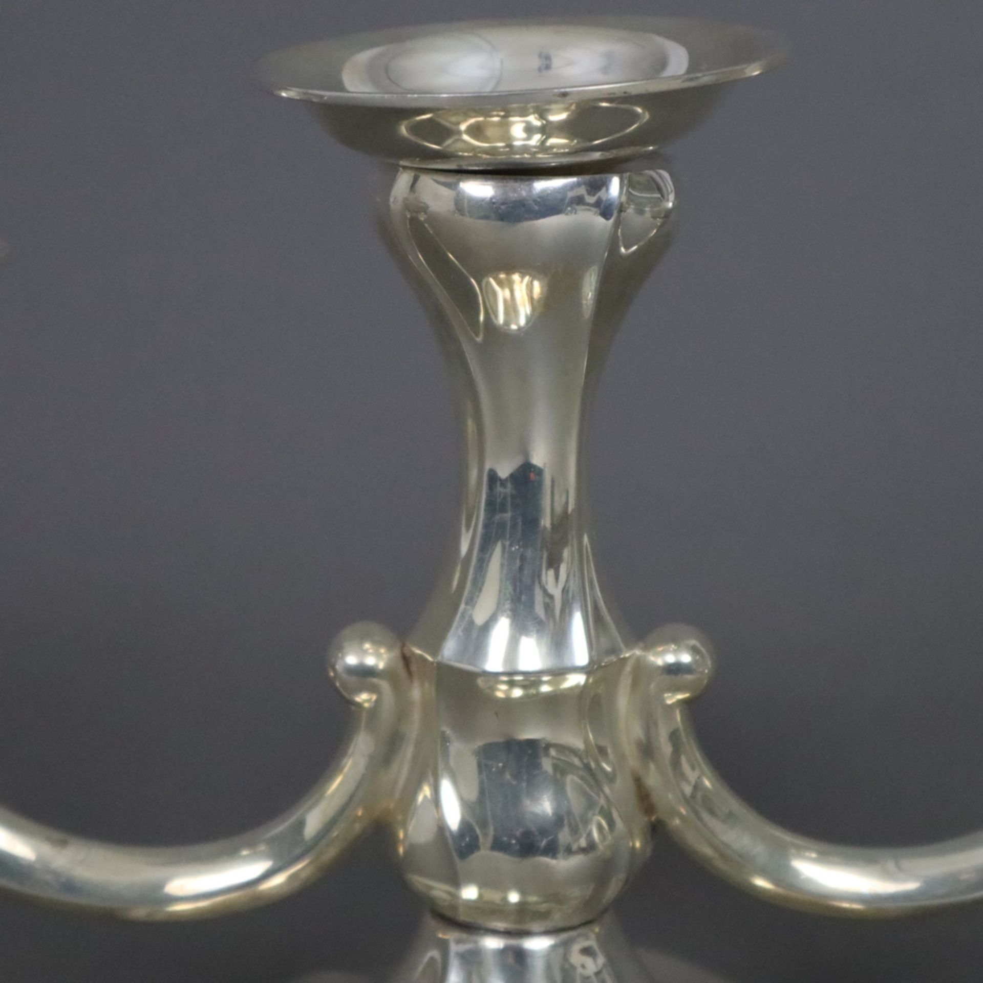 Kerzenständer - deutsch, 3-flammig, Silber 800/000, gepunzt „Halbmond Krone 800“, abnehmbare Tropfs - Bild 3 aus 8