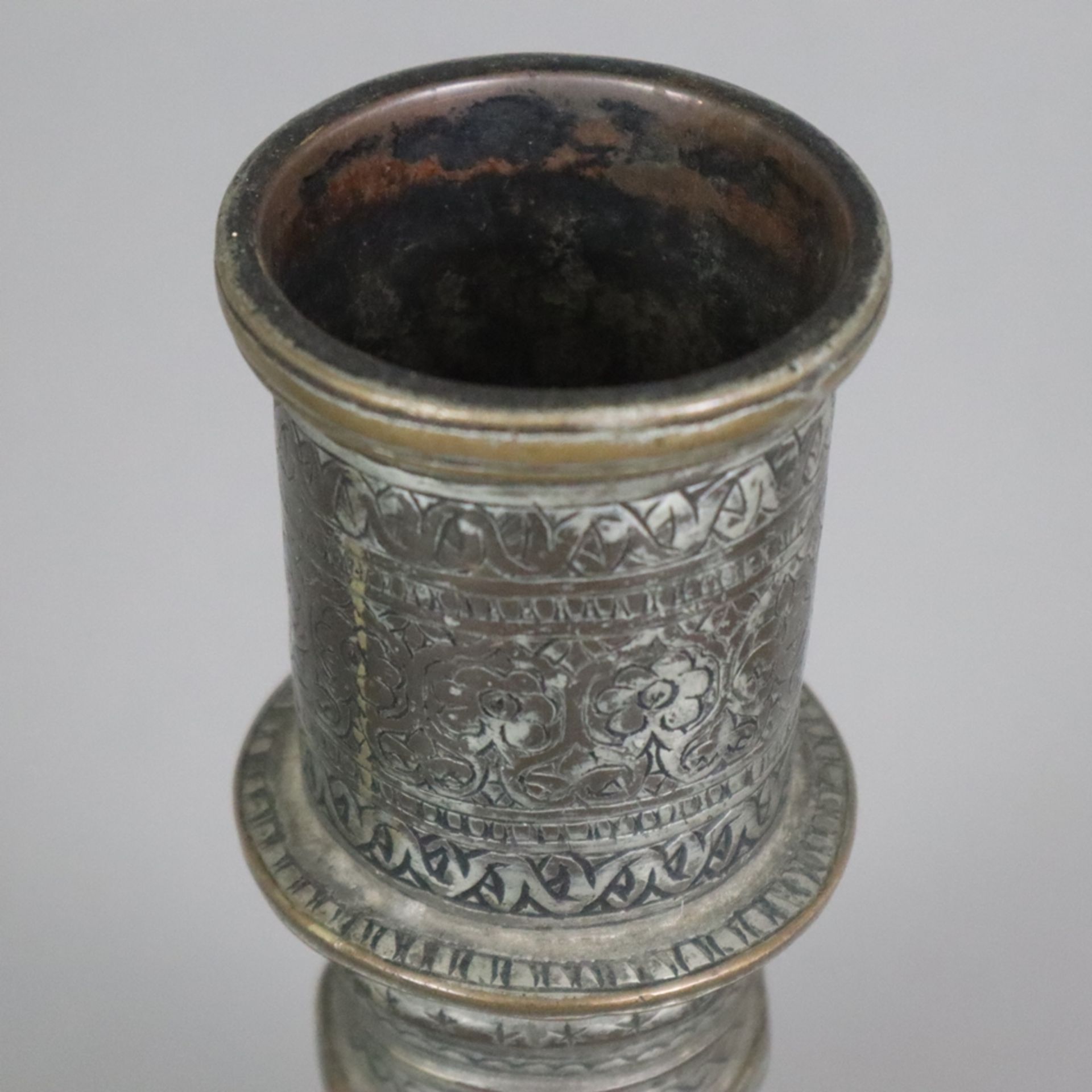 Vase - indopersisch, Kupfer versilbert / verzinnt?, birnförmige Vasenform am Hals durch Ringe gegli - Image 3 of 9