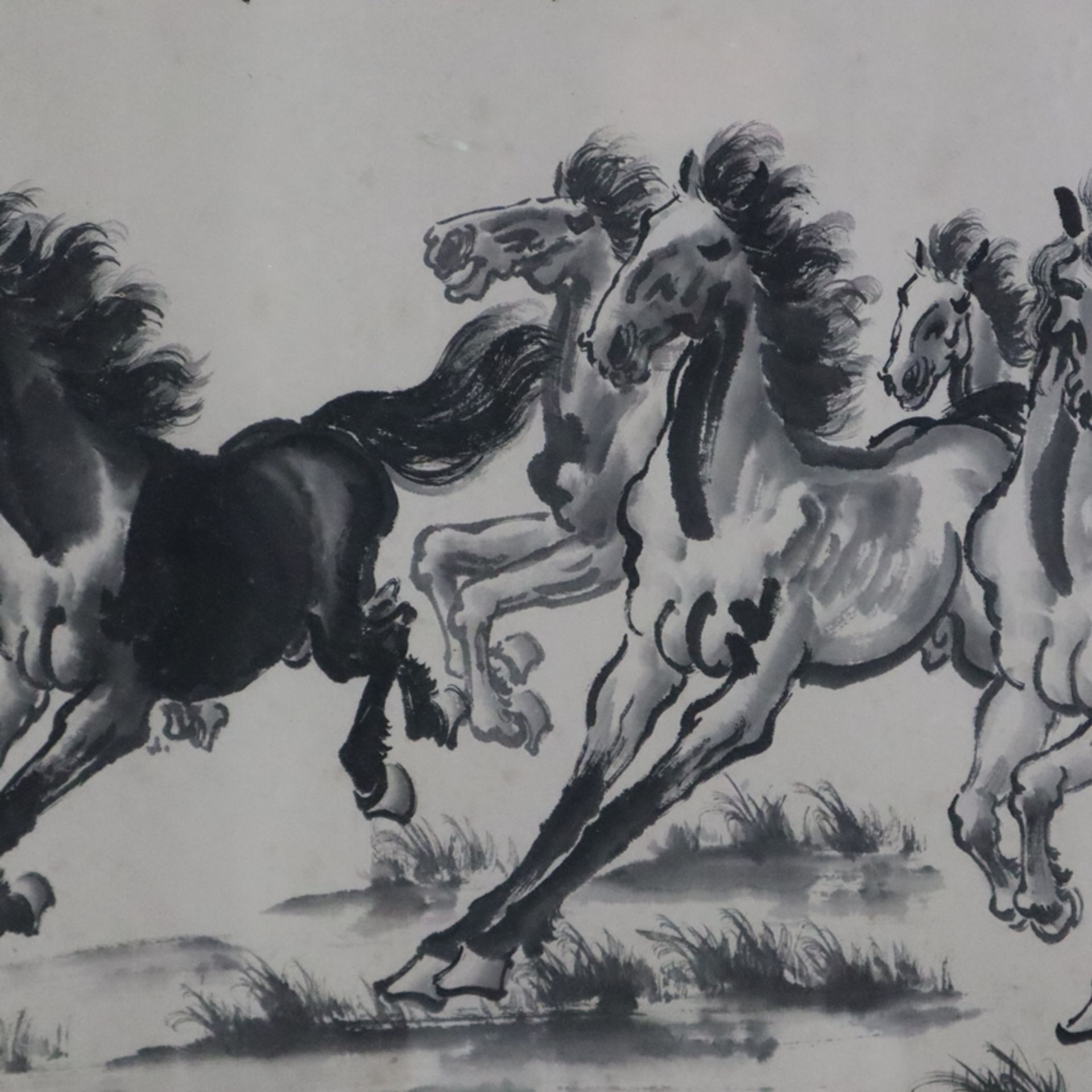 Herde Wildpferde - vorwärts stürmende Pferde in der Art des Xu Beihong, Tusche auf Papier, Bildmaße - Bild 4 aus 10