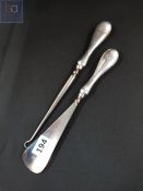 SILVER HANDLED SHOE HORN AND LACE PULLER