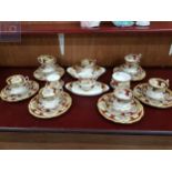 LARGE QUANTITY OF ROYAL ALBERT LADY HAMILTON TEA SERVICE