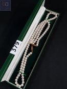 PEARL NECKLACE AND BRACELET SET (BOXED)