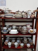 LARGE QUANTITY (3 SHELF LOTS) OF ORIENTAL BOWLS AND DISHES ETC