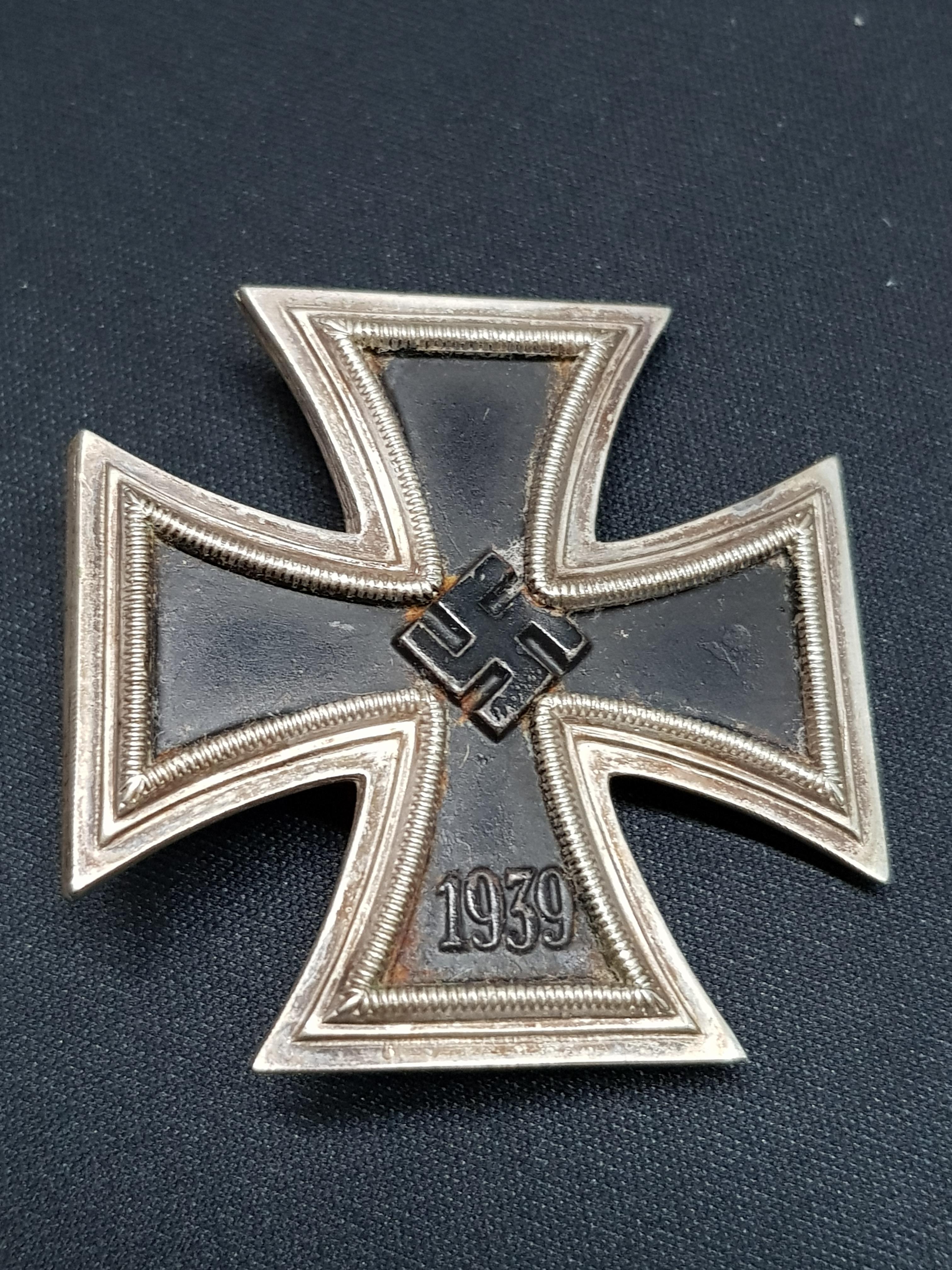 THIRD REICH BOXED PINBACK IRON CROSS 1ST CLASS MEDAL - Image 2 of 5