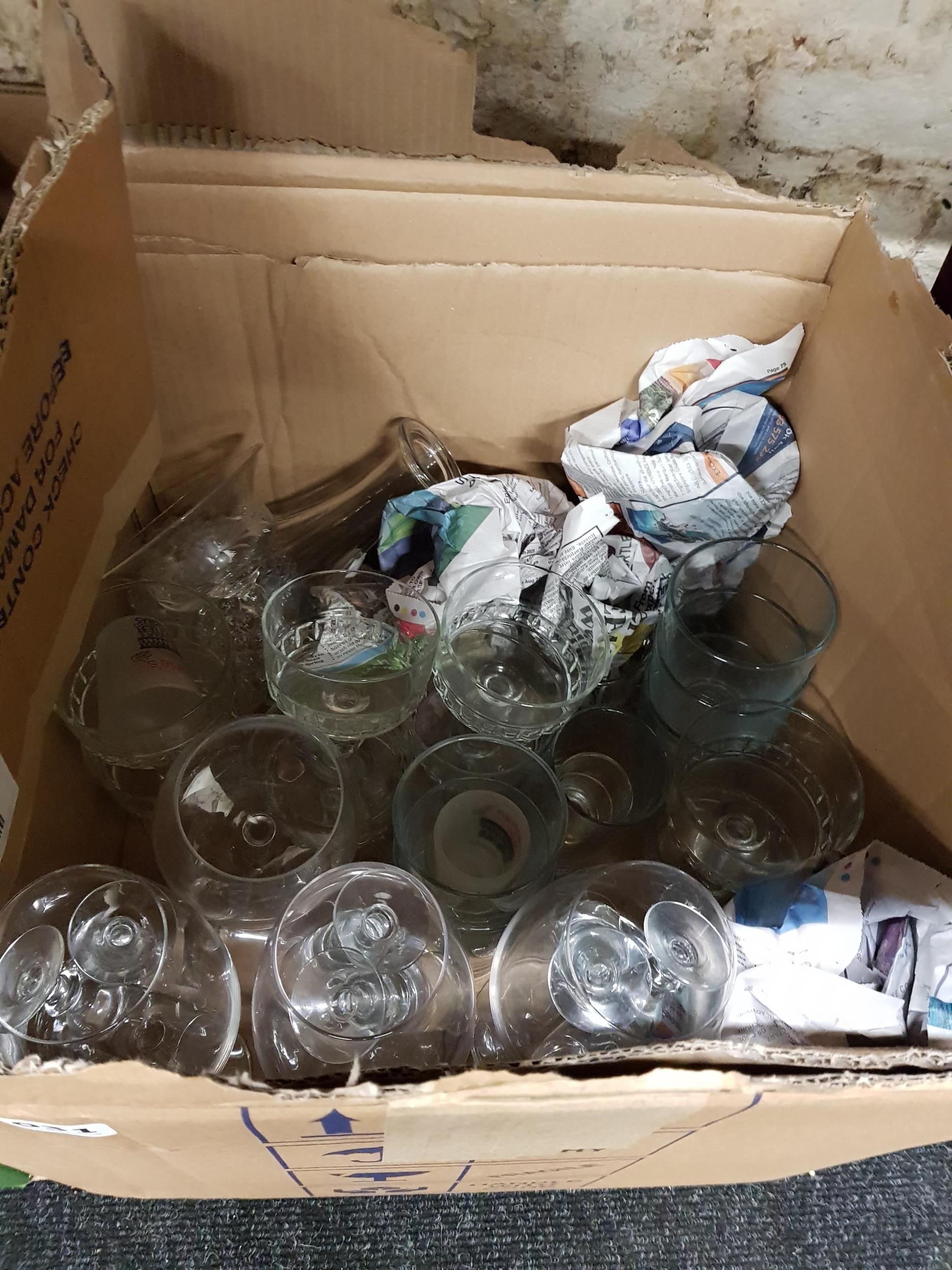 BOX OF GLASSWARE