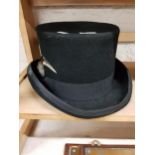 TOP HAT