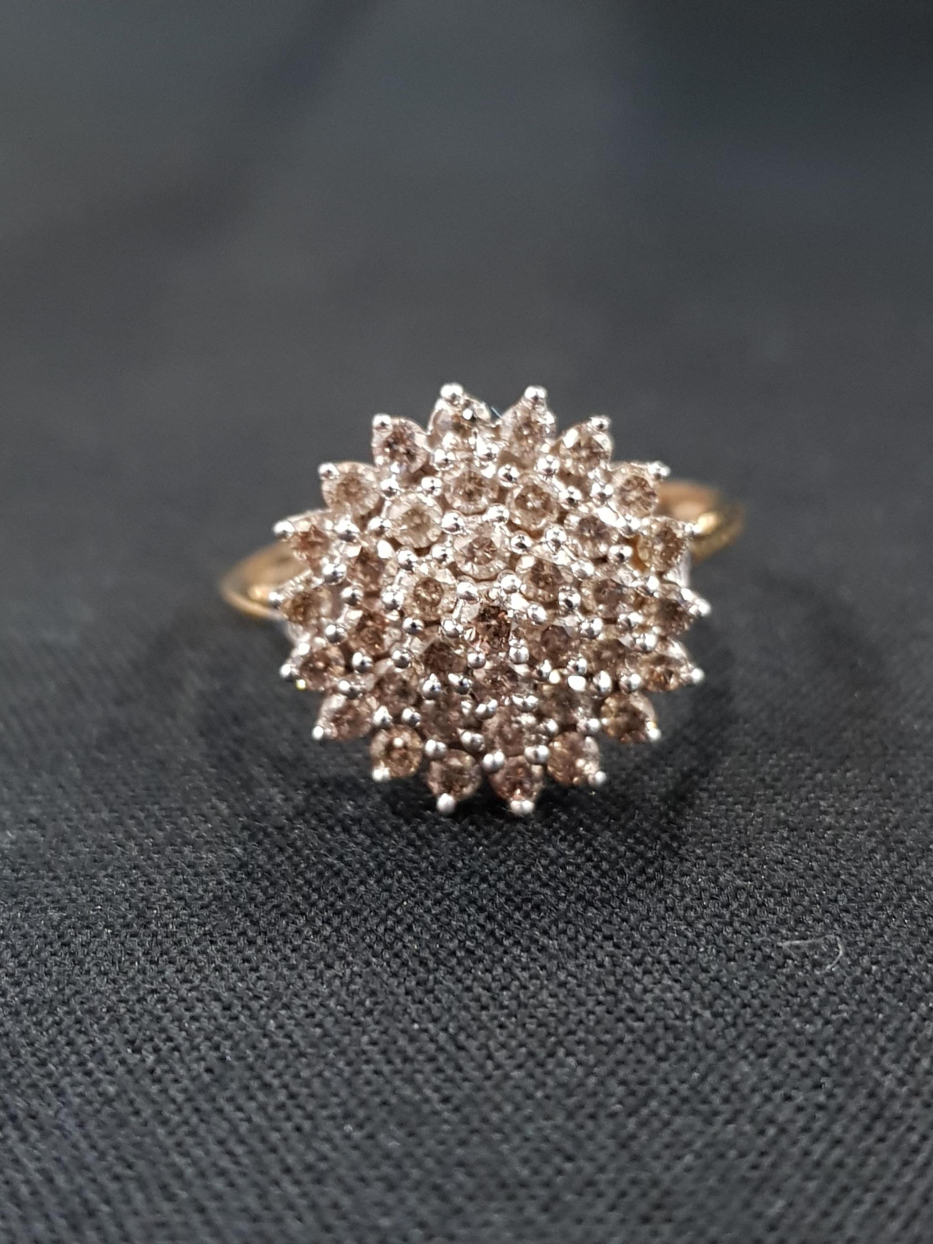 9 CARAT GOLD & DIAMOND CLUSTER RING 3.0G TOTAL