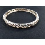 SILVER BANGLE