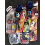 10 STAR WARS FIGURES IN BLISTER PACKS