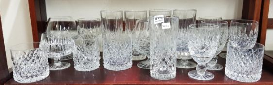 GOOD SHELF LOT OF CUT GLASS CRYSTAL GLASSES TO INCLUDE TYRONE AND GALWAY