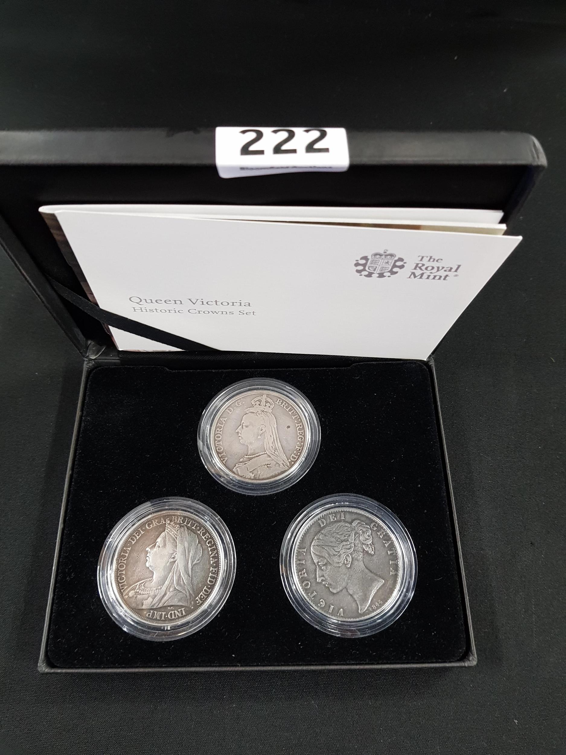 2017 QUEEN VICTORIA HISTORIC CROWN SET