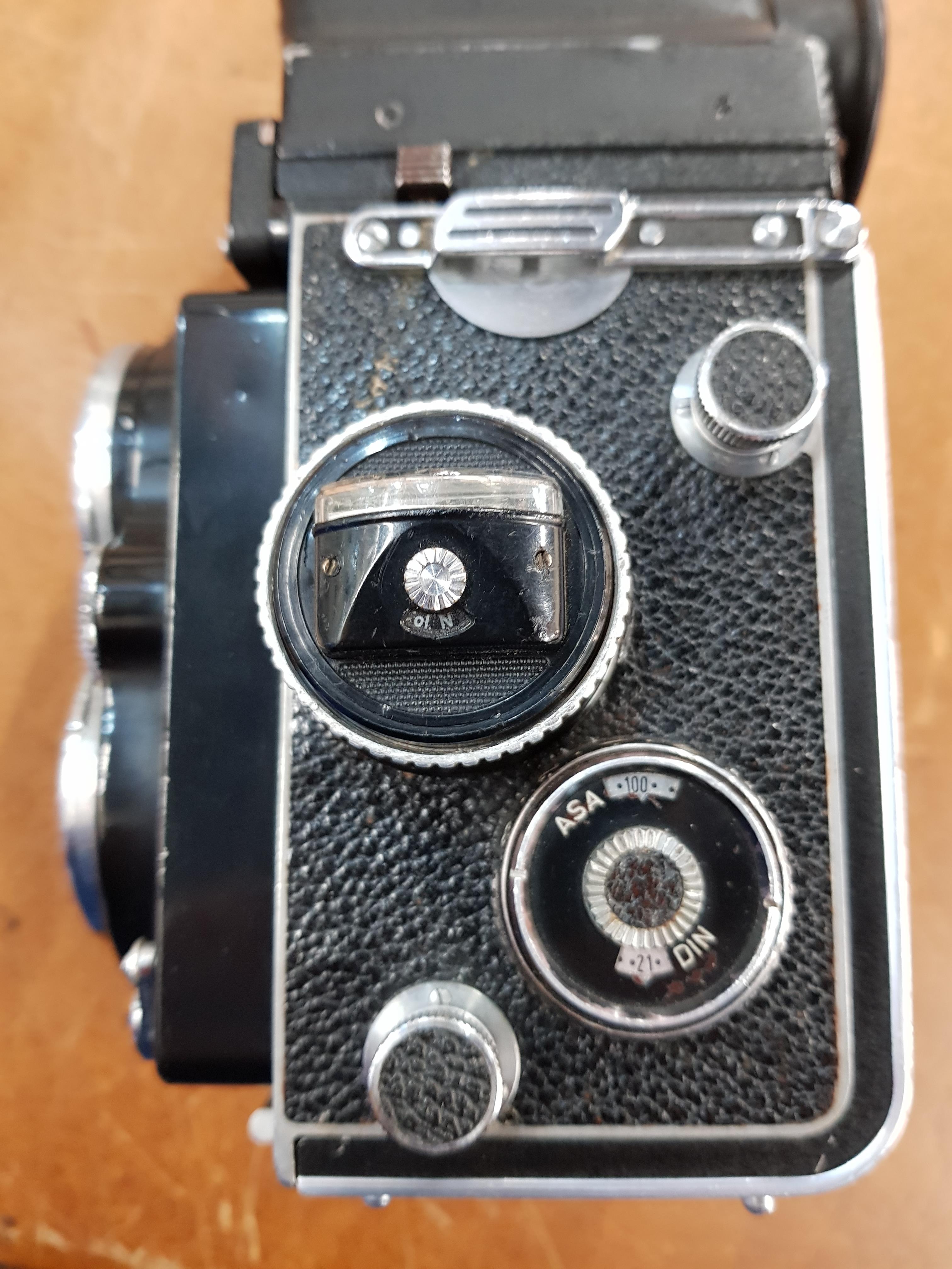FRANKE & HEIDECKE Rolliflex TLR Planar F2.8/80mm lens #3937240 Pentaprism - Image 5 of 10