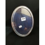 SILVER OVAL PHOTO FRAME