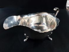 ANTIQUE SILVER SAUCE BOAT 85G