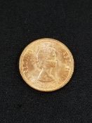 GOLD FULL SOVEREIGN 1957 QUEEN ELIZABETH II