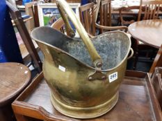 BRASS COAL SCUTTLE