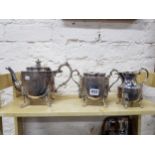 VICTORIAN 3 PIECE TEASET