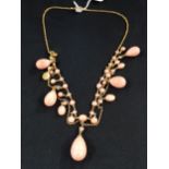 18 CARAT GOLD AND CORAL NECKLACE TOTAL WEIGHT 30.3G