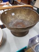 19TH CENTURY CHINESE BRASS BOWL SIGNED