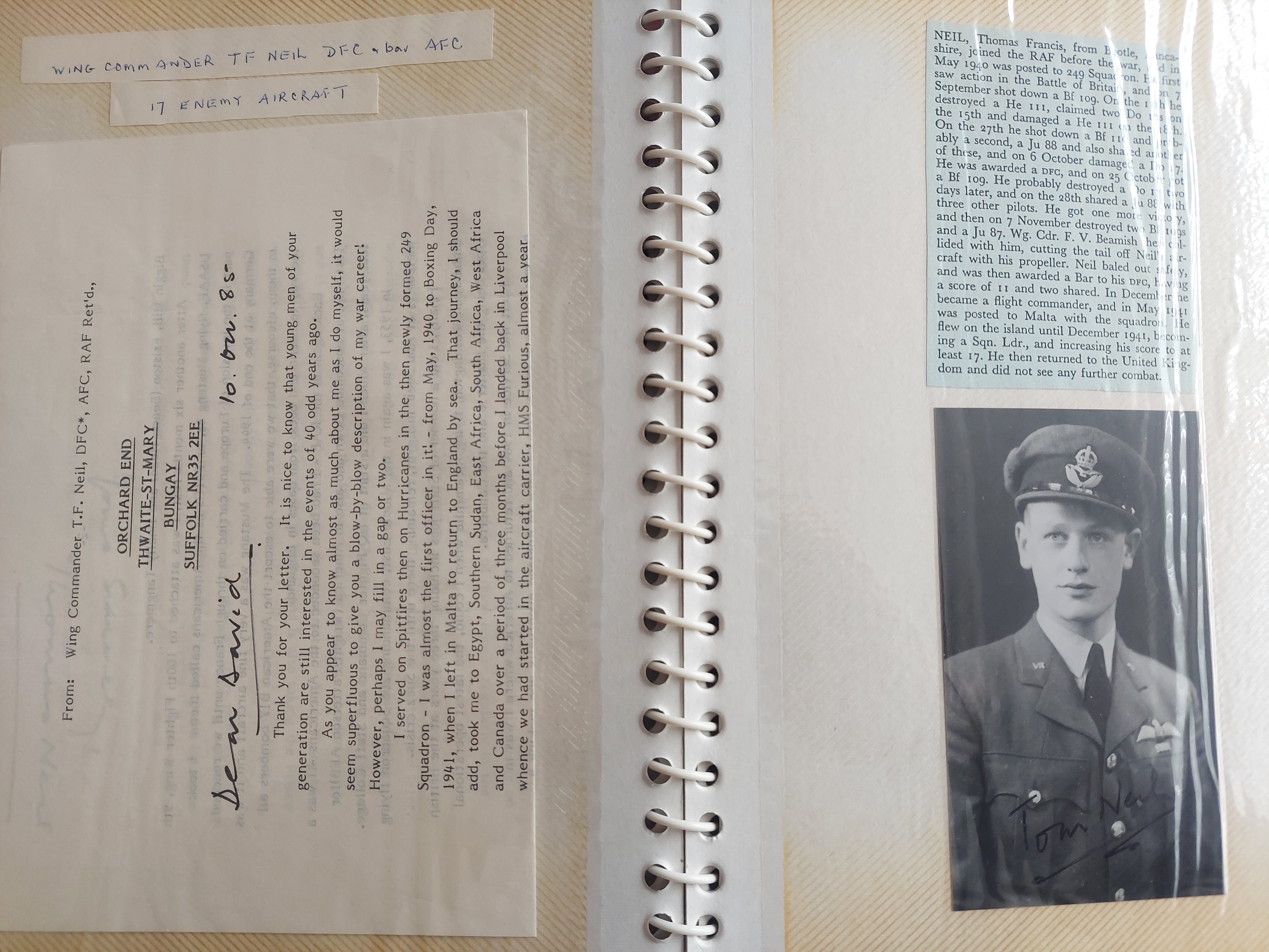 LARGE QUANTITY OF WORLD WAR 2 ROYAL AIR FORCE AUTOGRAPHS AND SIGNED MEMORABILIA - Image 21 of 26