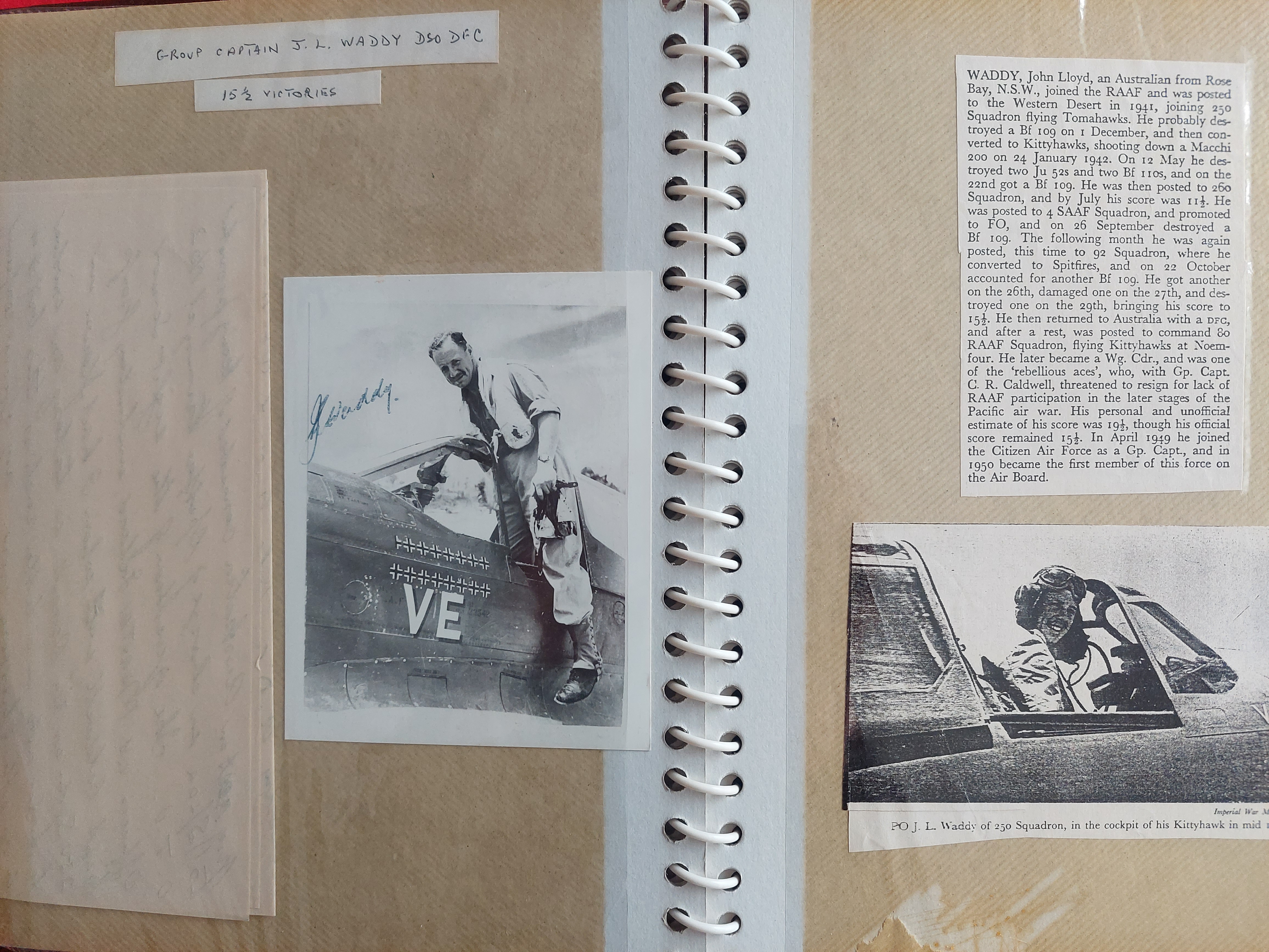 LARGE QUANTITY OF WORLD WAR 2 ROYAL AIR FORCE AUTOGRAPHS AND SIGNED MEMORABILIA - Image 7 of 26