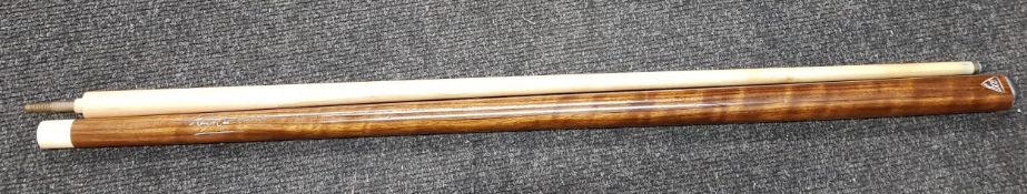 SIGNED SNOOKER CUE RAY REARDON