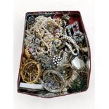 GOOD BOX OF COSTUME JEWELLERY TO INCLUDE VINTAGE SPECTACLES, POCKET WATCH ETC