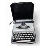 VINTAGE TYPEWRITER