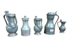 5 VARIOUS PEWTER TANKARDS WITH LIDS
