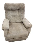 RECLINING ARMCHAIR