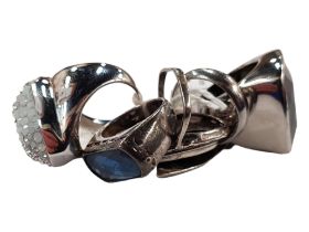 5 MODERN SILVER DESIGNER RINGS