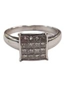 18 CARAT WHITE GOLD & DIAMOND RING WITH 1 CARAT OF DIAMONDS SIZE O AND A HALF